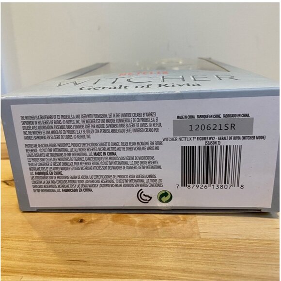 Netflix The Witcher Geralt Of Rivia 22 Moving Parts Action Figure By McFarlane T - Picture 8 of 10